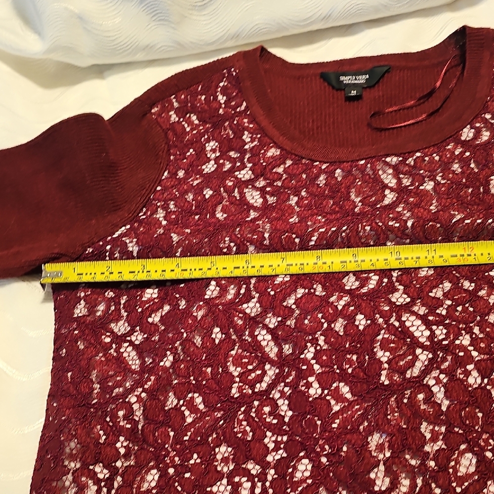 Simply Vera Vera Wang Maroon Lace Overlay Sweater Womans Medium - Picture 11 of 13